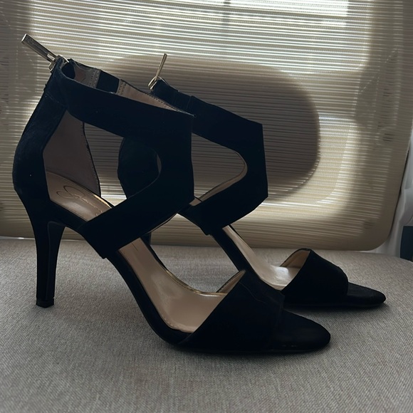Jessica Simpson Shoes - EUC Jessica Simpson black brushed leather heels zip back 9